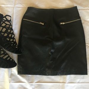 Forever21 Faux Leather Skirt. Size: Small